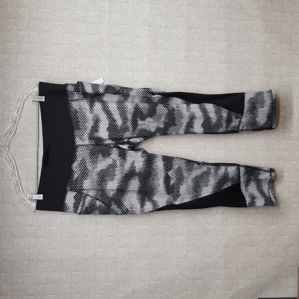 Danskin Now Performance Yoga Pants - NWT